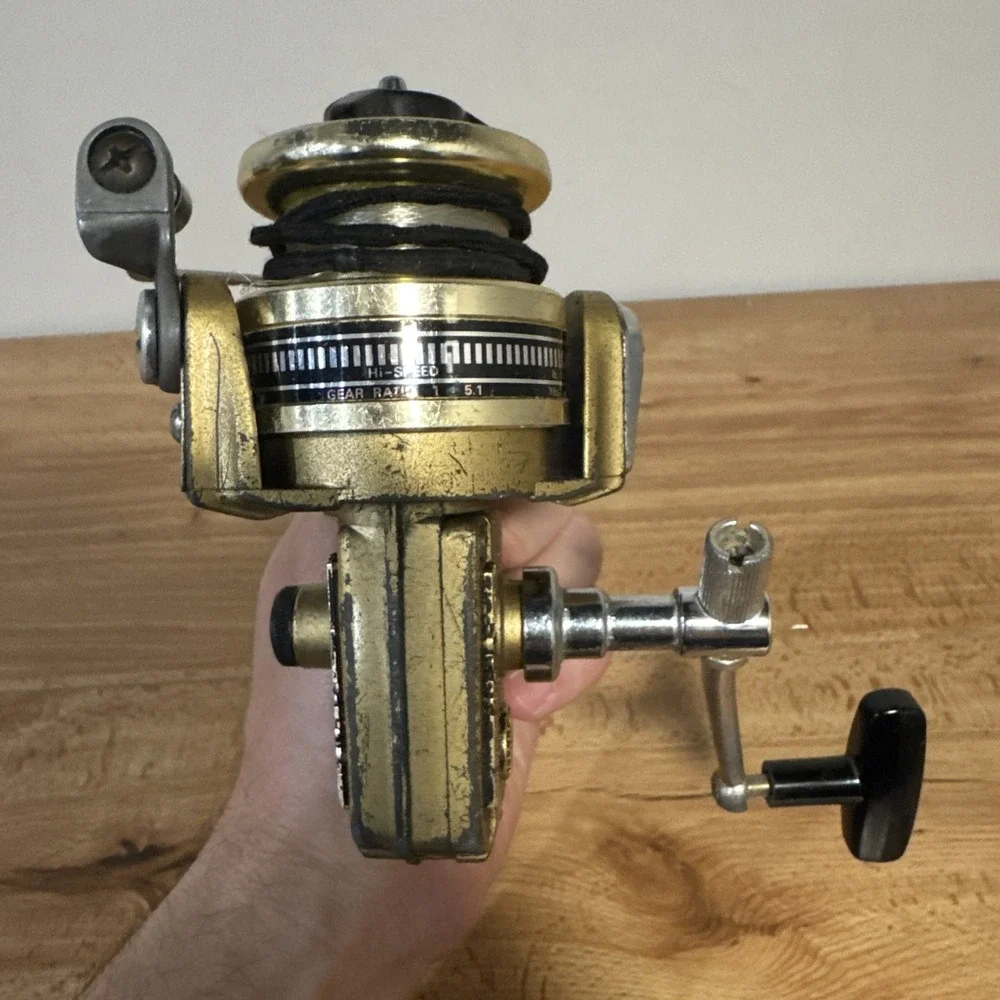 Vintage Daiwa GS-13 Spinning Reel Gold Fishing Tackle Made In Japan Collectible